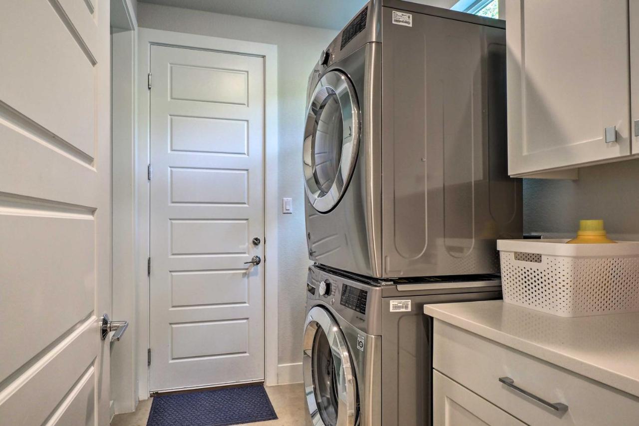 Gorgeous Georgetown Home, Walk To The Square! Esterno foto